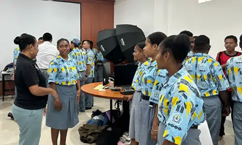 SAGU Visits Schools